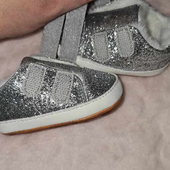 Silver Glitter Baby Shoes - Picture 4 of 4